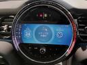 クーパー　クラシック・トリム　ワンオーナークラシックトリムＡｐｐｌｅＣａｒｐｌａｙ　バックカメラ　ＬＥＤライト　純正１６インチアルミホイール　プレミアムプラス　同色ルーフ　　ヘッドアップディスプレイ　シートヒーター　ワイヤレス充電（45枚目）