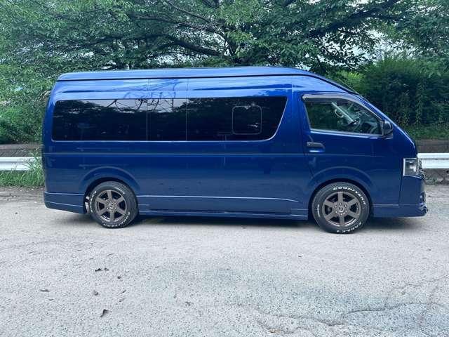 ハイエースバン ＳロングワイドＤＸ　ＧＬパッケージ　ハイルーフ　ディーゼルターボ　レカロシート　ナビ　カープレイ　ＥＴＣ　ベットキット　エアロ　ダークブルーマイカメタリック（4枚目）