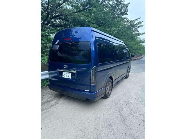 ハイエースバン ＳロングワイドＤＸ　ＧＬパッケージ　ハイルーフ　ディーゼルターボ　レカロシート　ナビ　カープレイ　ＥＴＣ　ベットキット　エアロ　ダークブルーマイカメタリック（5枚目）