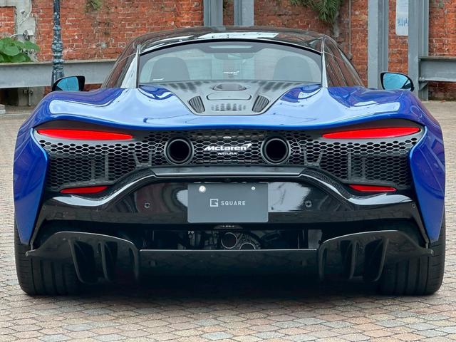 アルトゥーラ ベースグレード スポーツエキゾースト/Fリフター/グロスブラックPKG/カーボンインテリアPKG/テクノロジーPKG/プラクティカリーPKG/ブラックホイール/Bower&Wilkinsオーディオ/スマホインテPKG(22枚目)