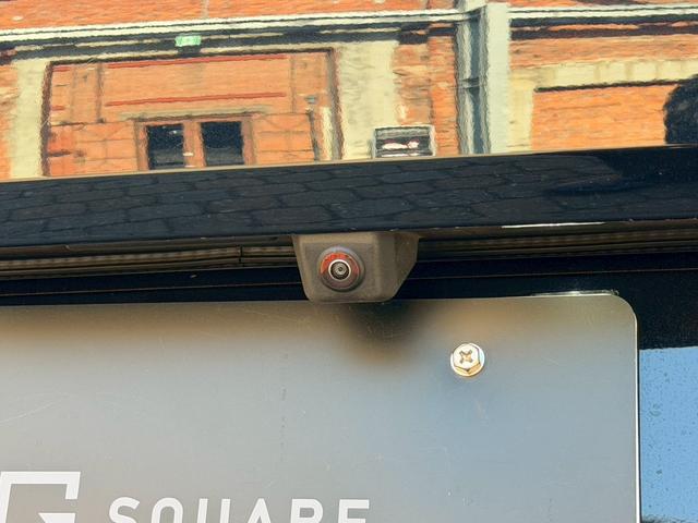 Ｘ６ 　ホワイト革／ハイラインＰ　コンフォートＰ／パノラマサンルーフ／全周囲カメラ／オートトランク／１オーナー／２１インチホイール／ソフトクローズドア／パドルシフト（26枚目）