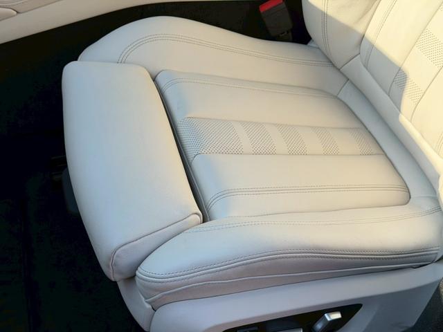 Ｘ６ 　ホワイト革／ハイラインＰ　コンフォートＰ／パノラマサンルーフ／全周囲カメラ／オートトランク／１オーナー／２１インチホイール／ソフトクローズドア／パドルシフト（30枚目）