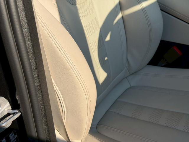 Ｘ６ 　ホワイト革／ハイラインＰ　コンフォートＰ／パノラマサンルーフ／全周囲カメラ／オートトランク／１オーナー／２１インチホイール／ソフトクローズドア／パドルシフト（45枚目）