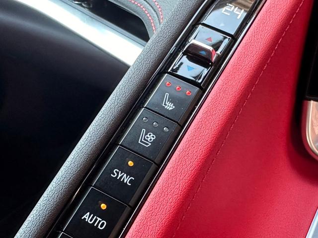 シボレーコルベット ２ＬＴ　正規ディーラー車　１オナ　Ｆリフター　赤革　ＡｐｐｌｅＣａｒＰｌａｙ　デジタルインナーミラー　ブラインドスポットモニター　シートヒーター　ベンチレーションシート　ＬＥＤヘッド　ヘッドアップディスプレイ（61枚目）