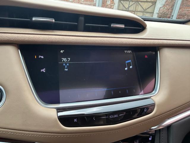 キャデラックＸＴ５クロスオーバー プラチナム　メイプルシュガーレザー／パノラマサンルーフ／ＡｐｐｌｅＣａｒＰｌａｙ／アラウンドビューモニター／シートヒーター／ベンチレーションシート／電動リアゲート／ＢＯＳＥサウンド／ＬＥＤヘッドライト／ＥＴＣ（20枚目）