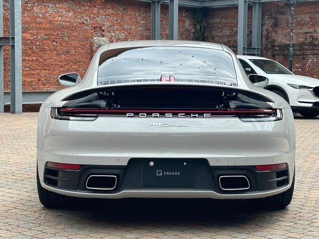 ９１１カレラ　１オーナ／１４ｗａｙ／スポクロ／ＯＰホイール／シートヒーター左右／スポーツクロノＰＫＧ／パワステ＋／２０．２１インチクラシックホイール／ＰＤＬＳ＋／レーンチェンジアシスト／プライバシーガラス／クレヨン(7枚目)