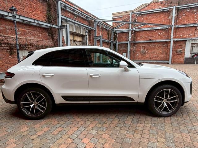 PORSCHE MACAN MACAN Best Japan Spec Recon Car for Import Malaysia