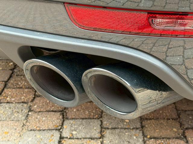 PORSCHE MACAN MACAN TURBO