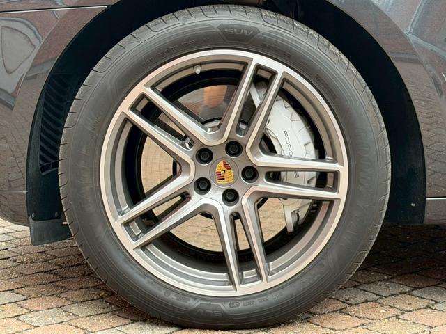 PORSCHE MACAN MACAN TURBO