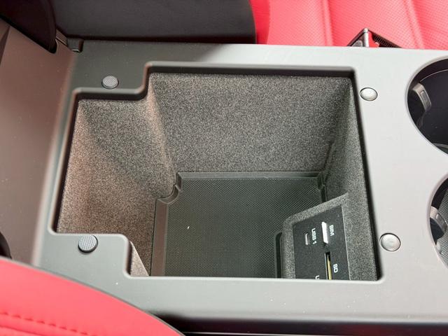 PORSCHE MACAN MACAN TURBO