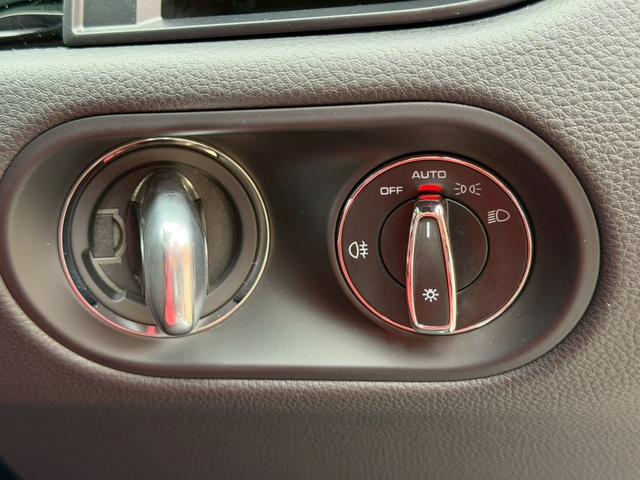 PORSCHE MACAN MACAN TURBO