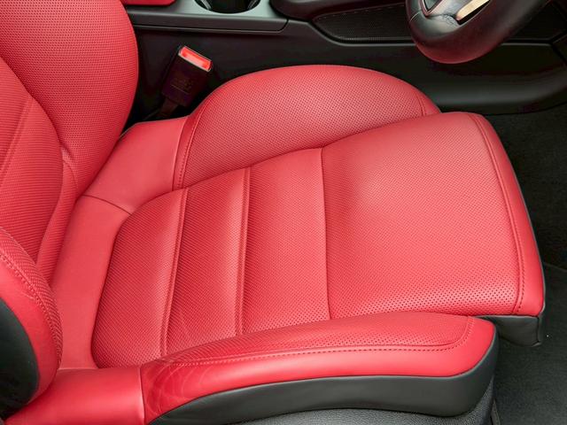 PORSCHE MACAN MACAN TURBO