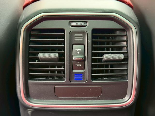 PORSCHE MACAN MACAN TURBO