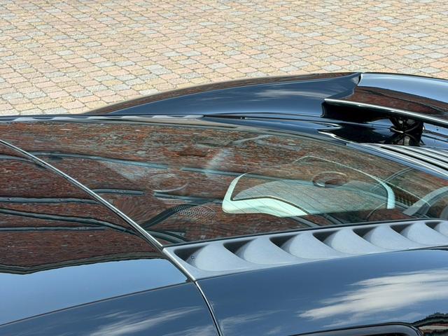 MP4-12C ベースグレード メリディアンサラウンドシステム/カーボンブラック/カーボンファイバーインテリアアップグレード/ホイールフィニッシュ(17枚目)