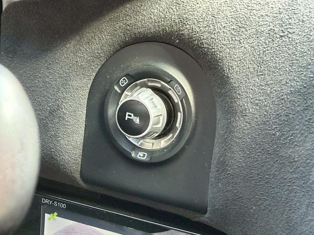 MP4-12C ベースグレード メリディアンサラウンドシステム/カーボンブラック/カーボンファイバーインテリアアップグレード/ホイールフィニッシュ(39枚目)