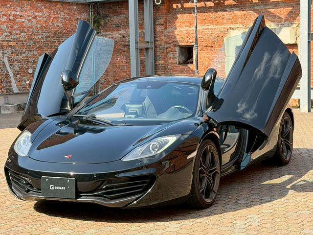 MP4-12C ベースグレード メリディアンサラウンドシステム/カーボンブラック/カーボンファイバーインテリアアップグレード/ホイールフィニッシュ(77枚目)