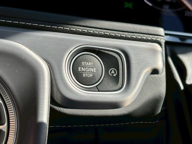 Ｇクラス Ｇ４５０ｄ　ローンチエディション　ワンオーナー／ホワイト革／サンルーフ／シートヒーター／ベンチレーション／純正ナビ・地デジ／シートマッサージャー／ブルメスターサウンド／冷温機能付きドリンクホルダー／ボディ同色背面タイヤカバー／（35枚目）