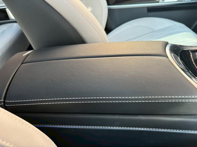 Ｇクラス Ｇ４５０ｄ　ローンチエディション　ワンオーナー／ホワイト革／サンルーフ／シートヒーター／ベンチレーション／純正ナビ・地デジ／シートマッサージャー／ブルメスターサウンド／冷温機能付きドリンクホルダー／ボディ同色背面タイヤカバー／（48枚目）