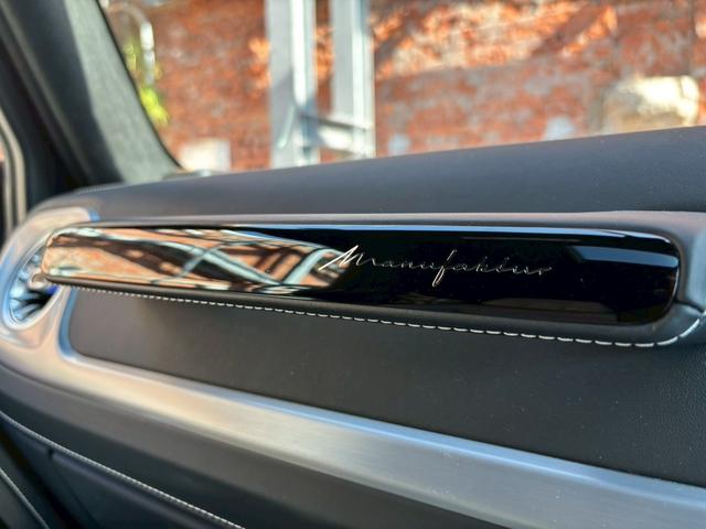 Ｇクラス Ｇ４５０ｄ　ローンチエディション　ワンオーナー／ホワイト革／サンルーフ／シートヒーター／ベンチレーション／純正ナビ・地デジ／シートマッサージャー／ブルメスターサウンド／冷温機能付きドリンクホルダー／ボディ同色背面タイヤカバー／（52枚目）