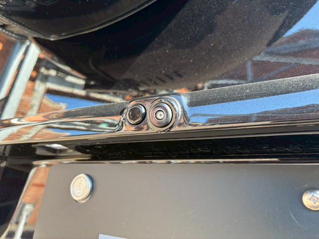 Ｇクラス Ｇ４５０ｄ　ローンチエディション　ワンオーナー／ホワイト革／サンルーフ／シートヒーター／ベンチレーション／純正ナビ・地デジ／シートマッサージャー／ブルメスターサウンド／冷温機能付きドリンクホルダー／ボディ同色背面タイヤカバー／（60枚目）