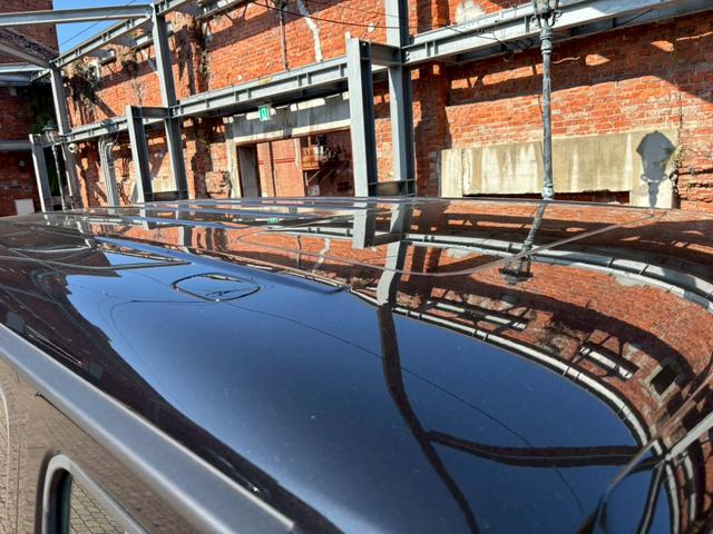 Ｇクラス Ｇ４５０ｄ　ローンチエディション　ワンオーナー／ホワイト革／サンルーフ／シートヒーター／ベンチレーション／純正ナビ・地デジ／シートマッサージャー／ブルメスターサウンド／冷温機能付きドリンクホルダー／ボディ同色背面タイヤカバー／（62枚目）