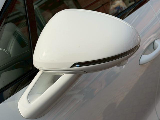 マカン マカンＧＴＳ　ＧＴＳインテリアＰＫＧ／スポーツエキゾースト／スポクロ／純正ナビ／レーンキープアシスト／シートヒーター／ＡＣＣ／ＥＴＣ／ハーフレザーシート／ＲＳスパイダーホイール（11枚目）