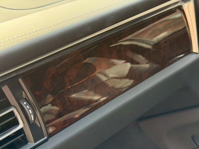 マカン マカンＧＴＳ　ＧＴＳインテリアＰＫＧ／スポーツエキゾースト／スポクロ／純正ナビ／レーンキープアシスト／シートヒーター／ＡＣＣ／ＥＴＣ／ハーフレザーシート／ＲＳスパイダーホイール（13枚目）