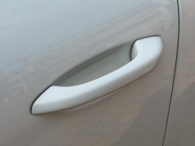 マカン マカンＧＴＳ　ＧＴＳインテリアＰＫＧ／スポーツエキゾースト／スポクロ／純正ナビ／レーンキープアシスト／シートヒーター／ＡＣＣ／ＥＴＣ／ハーフレザーシート／ＲＳスパイダーホイール（74枚目）