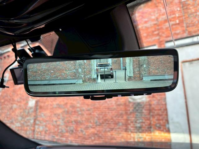 ジープ・グランドチェロキーＬ サミット　リザーブ　黒革／パノラマサンルーフ／シートヒーター／ベンチレーション／Ｍｃｌｎｔｏｓｈサウンド／デジタルインナーミラー／エアサス／純正ナビ・地デジ／全方位カメラ／Ａｐｐｌｅｃａｒｐｌａｙ／電動リアゲート／（9枚目）