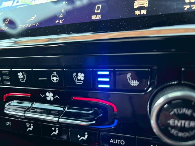 ジープ・グランドチェロキーＬ サミット　リザーブ　黒革／パノラマサンルーフ／シートヒーター／ベンチレーション／Ｍｃｌｎｔｏｓｈサウンド／デジタルインナーミラー／エアサス／純正ナビ・地デジ／全方位カメラ／Ａｐｐｌｅｃａｒｐｌａｙ／電動リアゲート／（46枚目）