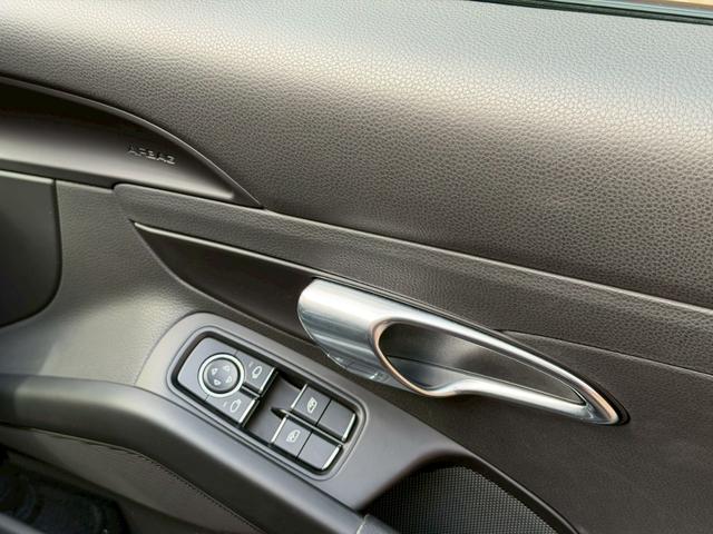 718ケイマン 718ケイマン シートヒーター/ETC/ドラレコ/レーダー/ハーフレザーシート/純正ナビ/Bカメラ(38枚目)