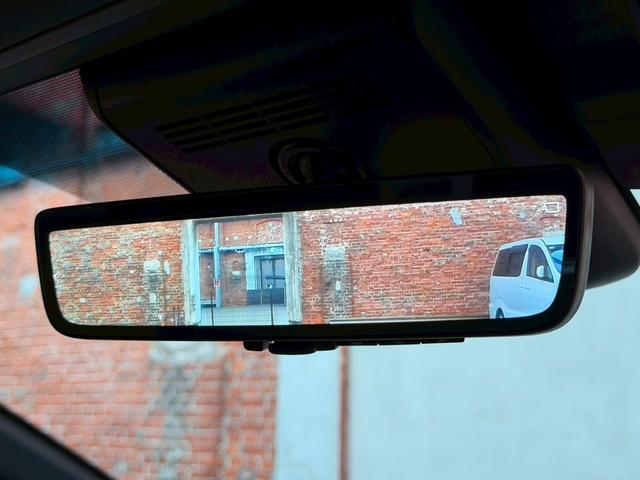 ＬＭ ＬＭ５００ｈ　エグゼクティブ　モデリスタエアロ／４８インチ後席スクリーン／１９インチ純正ＡＷ／ガラスルーフ／マークレビンソン／全周囲カメラ／デジタルインナーミラー／ユニバーサルステップ／グラファイトブラックガラスフレーク（13枚目）