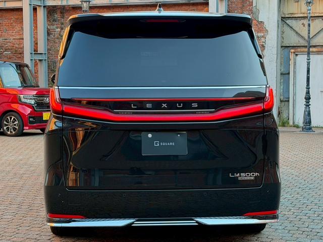 ＬＭ ＬＭ５００ｈ　エグゼクティブ　モデリスタエアロ／４８インチ後席スクリーン／１９インチ純正ＡＷ／ガラスルーフ／マークレビンソン／全周囲カメラ／デジタルインナーミラー／ユニバーサルステップ／グラファイトブラックガラスフレーク（71枚目）