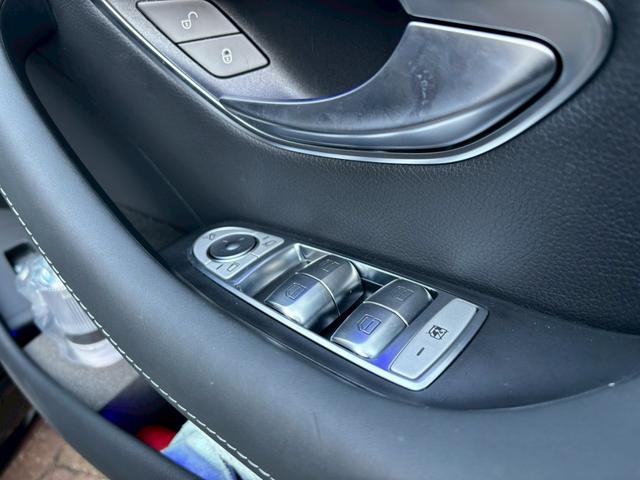 ＣＬＳクラス ＣＬＳ２２０ｄ　スポーツ　エクスクルーシブパッケージ　１オナ／黒革／シートヒーター／ベンチレーション／サンルーフ／レーダーセーフティパッケージ／ブルメスターサウンド／純正ナビ・地デジ／アクティブディスタンスアシスト／純正１９インチＡＷ／電動リアゲート／（26枚目）