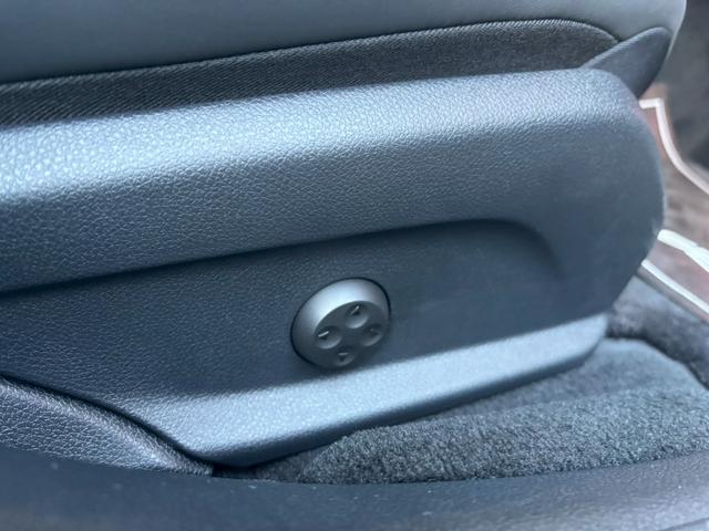 ＣＬＳクラス ＣＬＳ２２０ｄ　スポーツ　エクスクルーシブパッケージ　１オナ／黒革／シートヒーター／ベンチレーション／サンルーフ／レーダーセーフティパッケージ／ブルメスターサウンド／純正ナビ・地デジ／アクティブディスタンスアシスト／純正１９インチＡＷ／電動リアゲート／（27枚目）