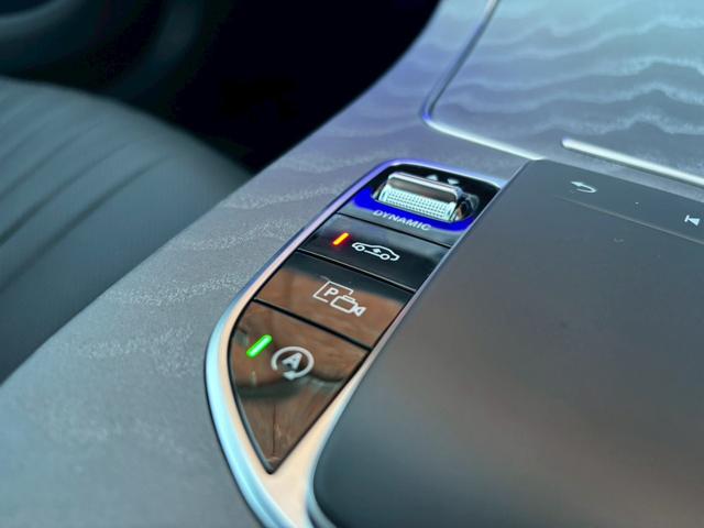ＣＬＳクラス ＣＬＳ２２０ｄ　スポーツ　エクスクルーシブパッケージ　１オナ／黒革／シートヒーター／ベンチレーション／サンルーフ／レーダーセーフティパッケージ／ブルメスターサウンド／純正ナビ・地デジ／アクティブディスタンスアシスト／純正１９インチＡＷ／電動リアゲート／（43枚目）