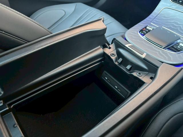 ＣＬＳクラス ＣＬＳ２２０ｄ　スポーツ　エクスクルーシブパッケージ　１オナ／黒革／シートヒーター／ベンチレーション／サンルーフ／レーダーセーフティパッケージ／ブルメスターサウンド／純正ナビ・地デジ／アクティブディスタンスアシスト／純正１９インチＡＷ／電動リアゲート／（46枚目）