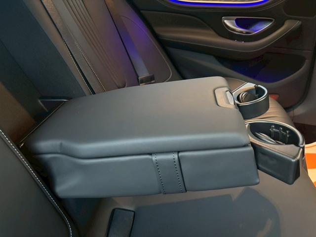 ＣＬＳクラス ＣＬＳ２２０ｄ　スポーツ　エクスクルーシブパッケージ　１オナ／黒革／シートヒーター／ベンチレーション／サンルーフ／レーダーセーフティパッケージ／ブルメスターサウンド／純正ナビ・地デジ／アクティブディスタンスアシスト／純正１９インチＡＷ／電動リアゲート／（54枚目）