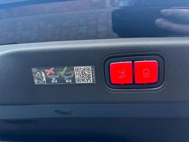 ＣＬＳクラス ＣＬＳ２２０ｄ　スポーツ　エクスクルーシブパッケージ　１オナ／黒革／シートヒーター／ベンチレーション／サンルーフ／レーダーセーフティパッケージ／ブルメスターサウンド／純正ナビ・地デジ／アクティブディスタンスアシスト／純正１９インチＡＷ／電動リアゲート／（68枚目）