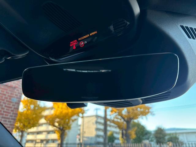 Ｓ６０ Ｂ５　Ｒデザイン　黒革シート／３６０°ビューカメラ／禁煙車／インテリセーフ／シートヒーター／純正９インチナビ／ＡｐｐｌｅＣａｒＰｌａｙ／Ｂｌｕｅｔｏｏｔｈ／フルセグＴＶ／パワーバックドア／ＬＥＤヘッドライト（34枚目）