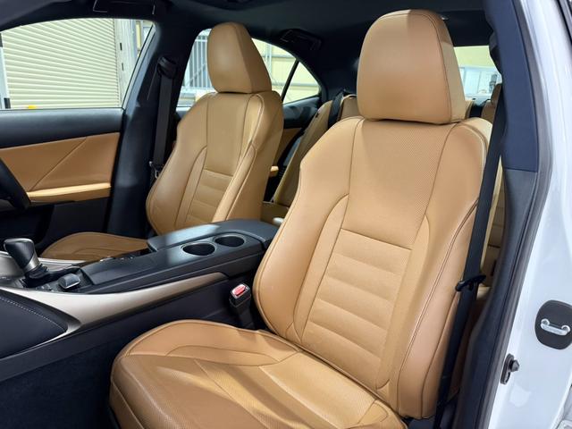 IS IS300h Fスポーツ 禁煙車/サンルーフ/内装キャメルレザー/ベンチレーター/シートヒーター/18インチAW/ナビ/TV/ETC/オートマチックハイビーム/クリアランスソナー/メモリーパワーシート/CD/ドライブレコーダー(29枚目)