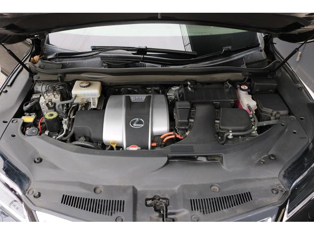 ＲＸ ＲＸ４５０ｈ　バージョンＬ　禁煙車　パノラマビュー　カラーＨＵＤ　茶革エアシート　前後シートヒーター　ＢＳＭ　クリアランスソナー　三眼ＬＥＤ　後席電動格納　純正ナビ　純正２０インチＡＷ　パワーバックドア　メモリー付きパワーシート（21枚目）