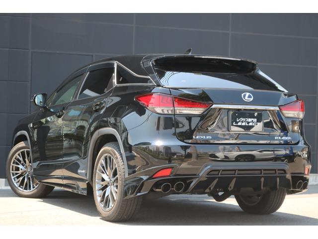 ＲＸ ＲＸ４５０ｈ　Ｆスポーツ　ワンオーナー　禁煙車　ＴＲＤフルエアロ・マフラー　マークレビンソン　クリアランスソナー　ＳＲ　パノラマビュー　三眼ＬＥＤ　赤革エアシート　全席シートヒーター　ＢＳＭ　カラーＨＵＤ　後席電動格納（8枚目）
