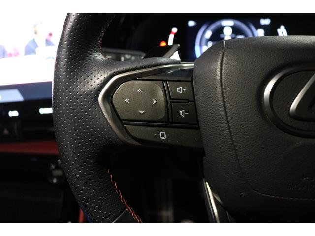 NX NX350h Fスポーツ ワンオーナー 禁煙車 TRDフルエアロ マクレビ パノラマSR パノラマビュー デジミラ オレンジキャリパー ルーフレール 赤黒革エアシート 前後シートヒーター BSM カラーHUD 後席電動格納(32枚目)