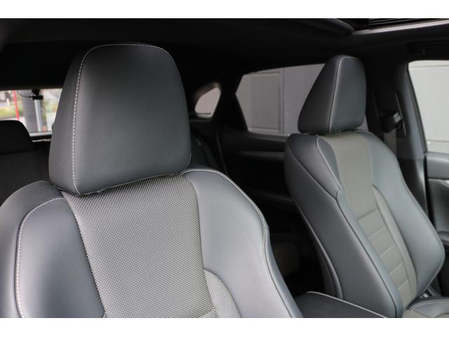 RX RX450h Fスポーツ 禁煙車 サンルーフ パノラマビュー 黒革エアシート シートヒーター クリアランスソナー カラーHUD BSM クルコン 三眼LEDヘッド ステアリングヒーター 後席電動格納 純正20インチAW(34枚目)