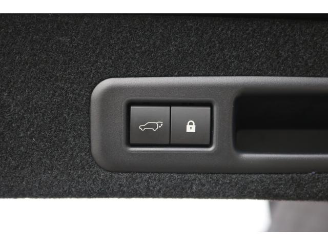 RX RX450h Fスポーツ 禁煙車 サンルーフ パノラマビュー 黒革エアシート シートヒーター クリアランスソナー カラーHUD BSM クルコン 三眼LEDヘッド ステアリングヒーター 後席電動格納 純正20インチAW(37枚目)