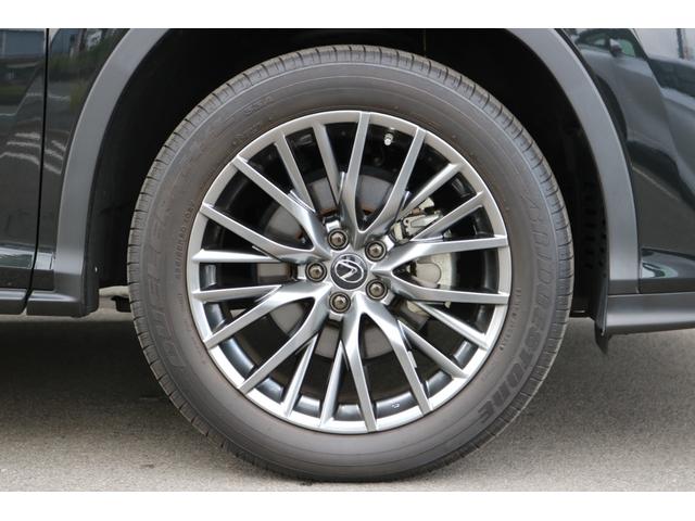 RX RX450h Fスポーツ 禁煙車 サンルーフ パノラマビュー 黒革エアシート シートヒーター クリアランスソナー カラーHUD BSM クルコン 三眼LEDヘッド ステアリングヒーター 後席電動格納 純正20インチAW(39枚目)