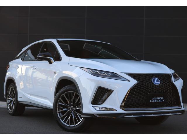 RX RX450h Fスポーツ 禁煙車 サンルーフ パノラマビュー 三眼LED クリアランスソナー 赤革エアシート 前後シートヒーター BSM カラーHUD メモリ付きパワーシート クルコン 後席電動格納 純正20インチAW(6枚目)