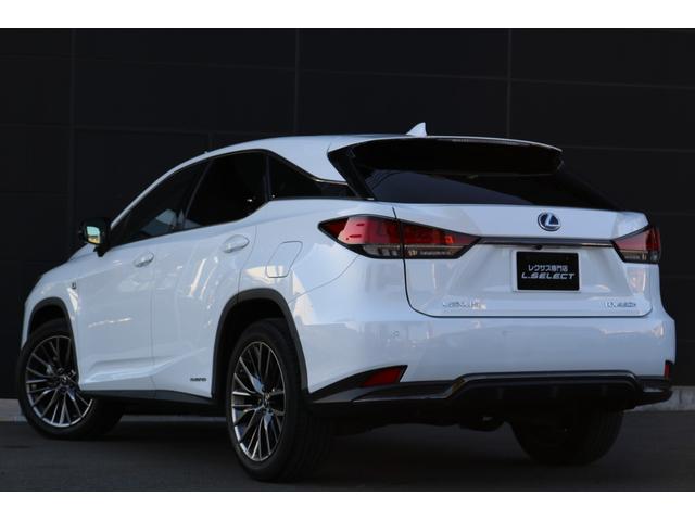 RX RX450h Fスポーツ 禁煙車 サンルーフ パノラマビュー 三眼LED クリアランスソナー 赤革エアシート 前後シートヒーター BSM カラーHUD メモリ付きパワーシート クルコン 後席電動格納 純正20インチAW(8枚目)
