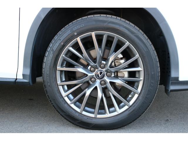 RX RX450h Fスポーツ 禁煙車 サンルーフ パノラマビュー 三眼LED クリアランスソナー 赤革エアシート 前後シートヒーター BSM カラーHUD メモリ付きパワーシート クルコン 後席電動格納 純正20インチAW(39枚目)